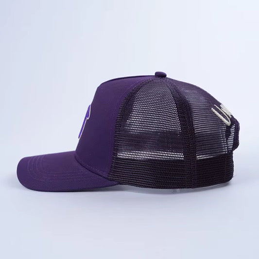Umami Tongue Trucker Cap Beige Outline